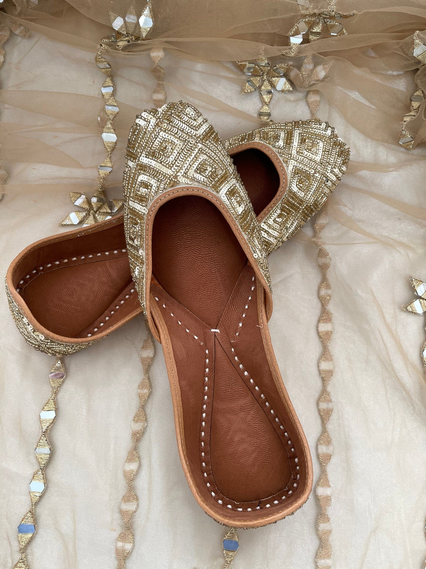 Gold Sequin Juttis Punjabi Jooti Women Shoes Khussa Embroidered pumps Bridal Shoes