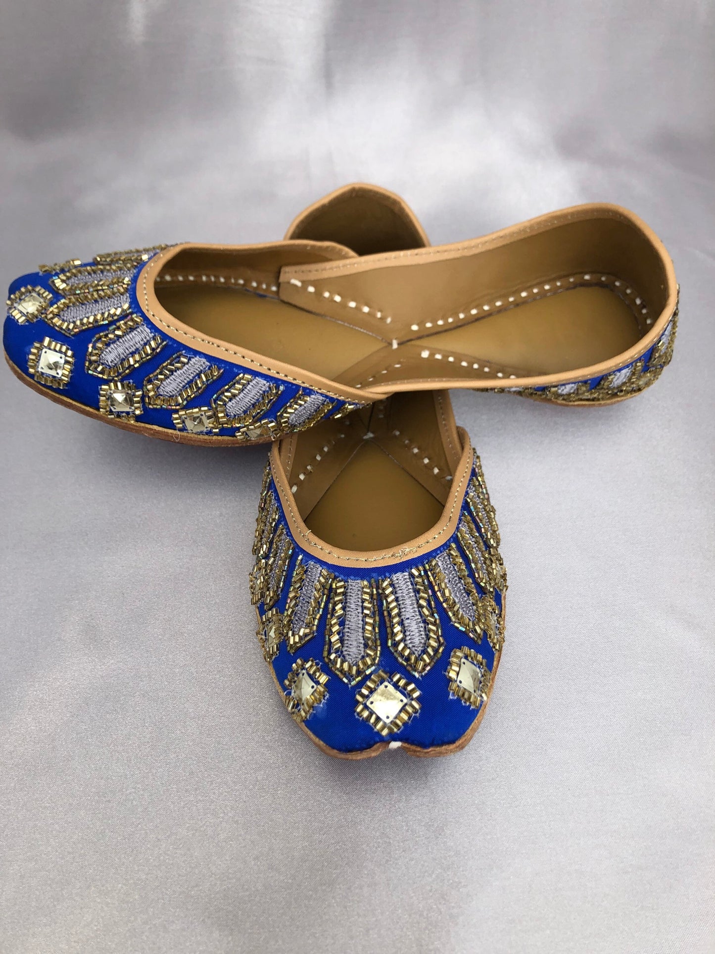 Blue Punjabi Jutti / Jooti with Pearls and Crystals Bride’s Wedding Shoes Various Sizes Available US 6/7/8. UK 4/5/6
