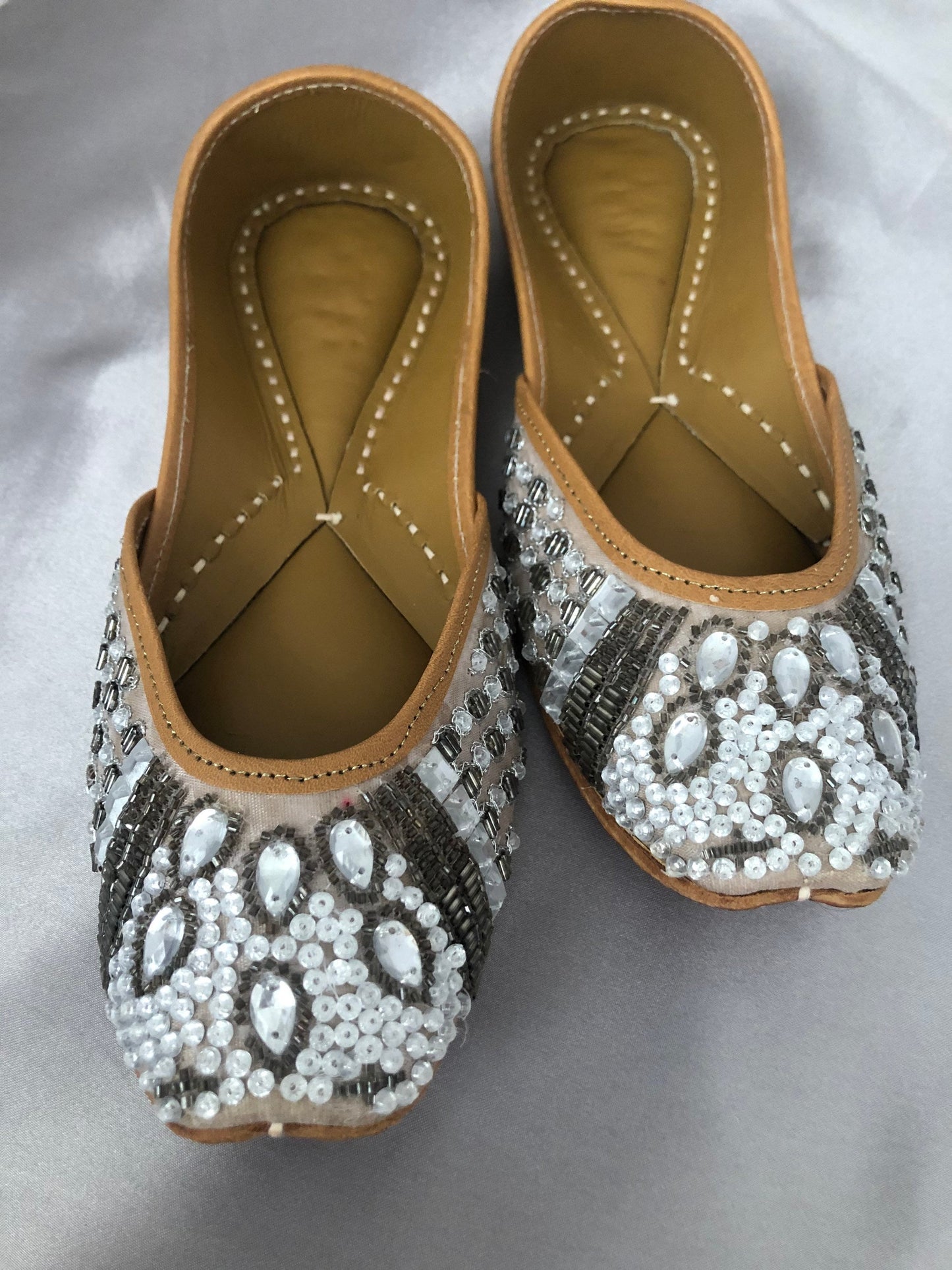 Hot Pink Punjabi Jutti/Jooti/Pakistani Khussa Wedding Shoes Perfect Bridesmaid gifts Leather Cushioned Insole US Size 9 / UK Size 7