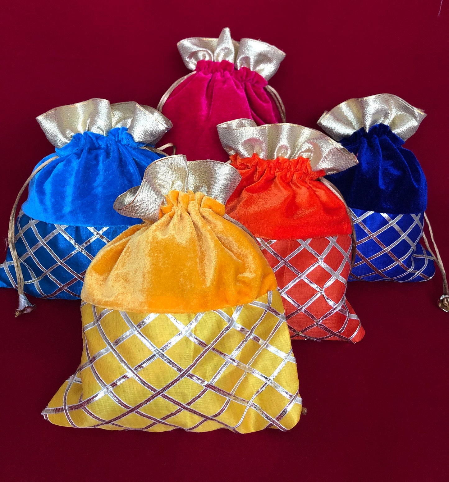 Lohri Gift Bags Drawstring Velvet for Return Favours Eid Gifts Mehendi Dholki Wedding Favor Bags