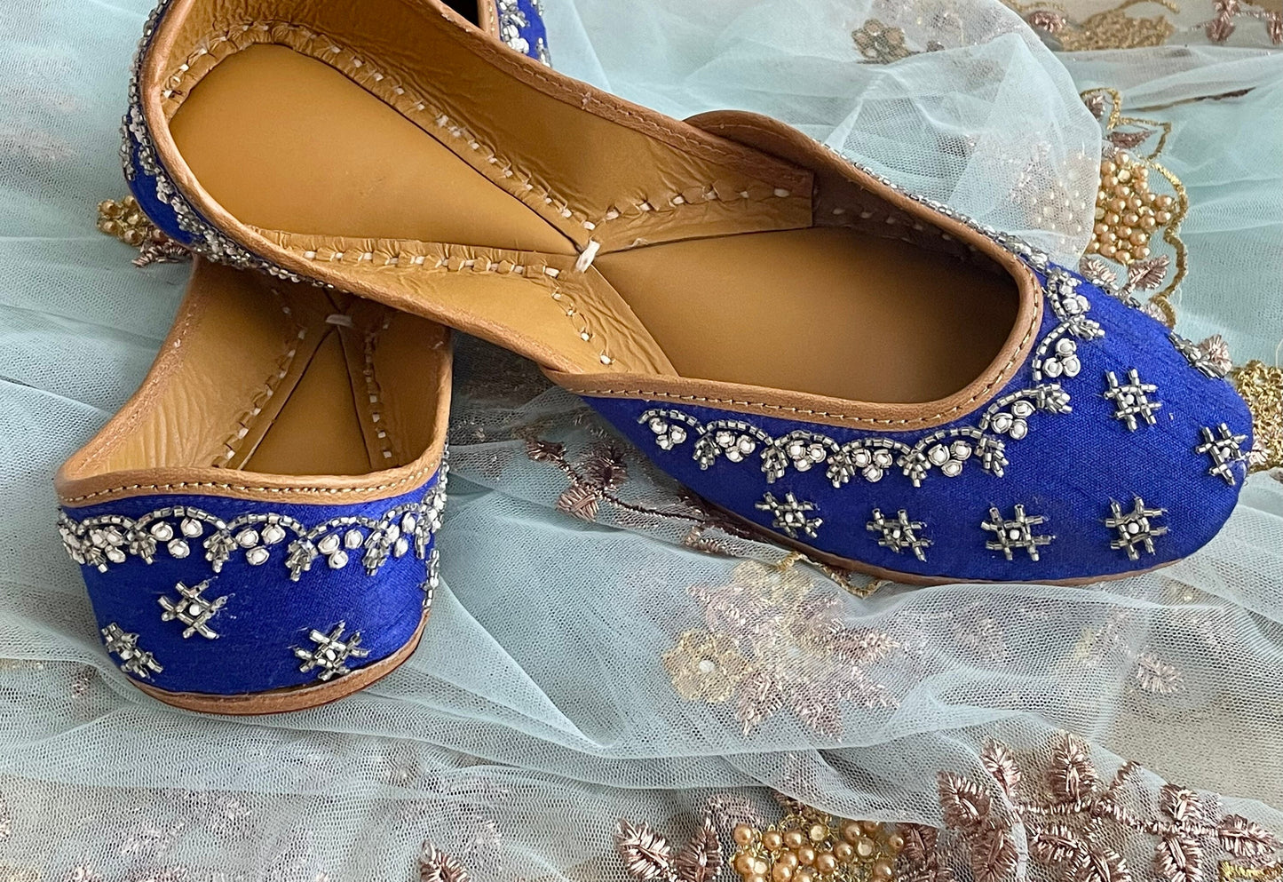 Blue Juttis Punjabi Jooti Women Shoes Khussa Embroidered pumps Bridal Shoes