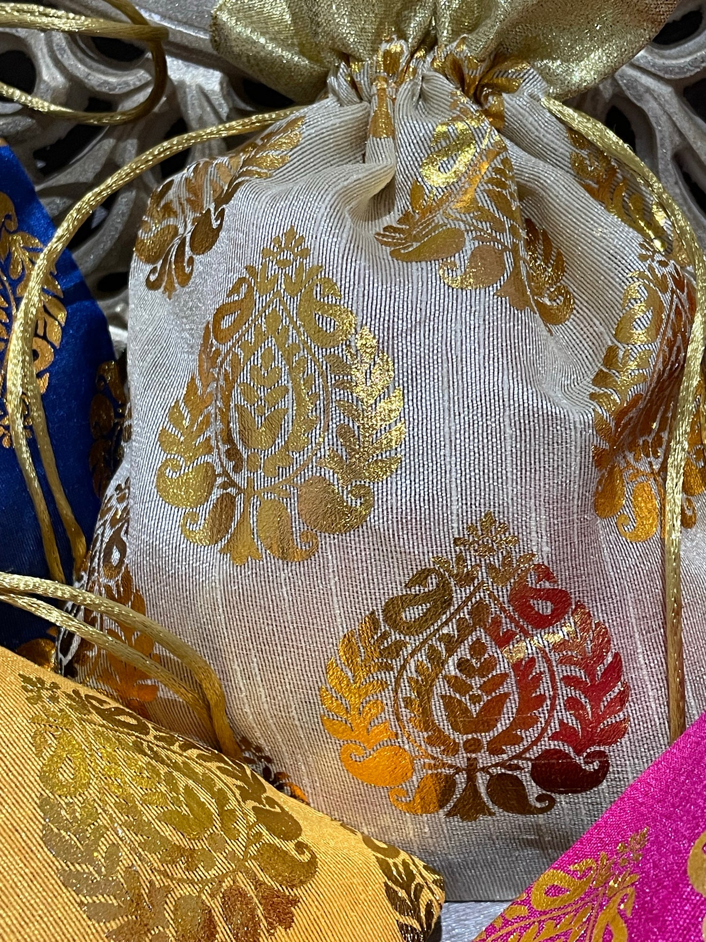 10 Potli Bags Damask Drawstring Design for Lohri Wedding Favours Bhaji  Mehendi Dholki Nikah Bidh Kanjak Navratri PrasdamGift