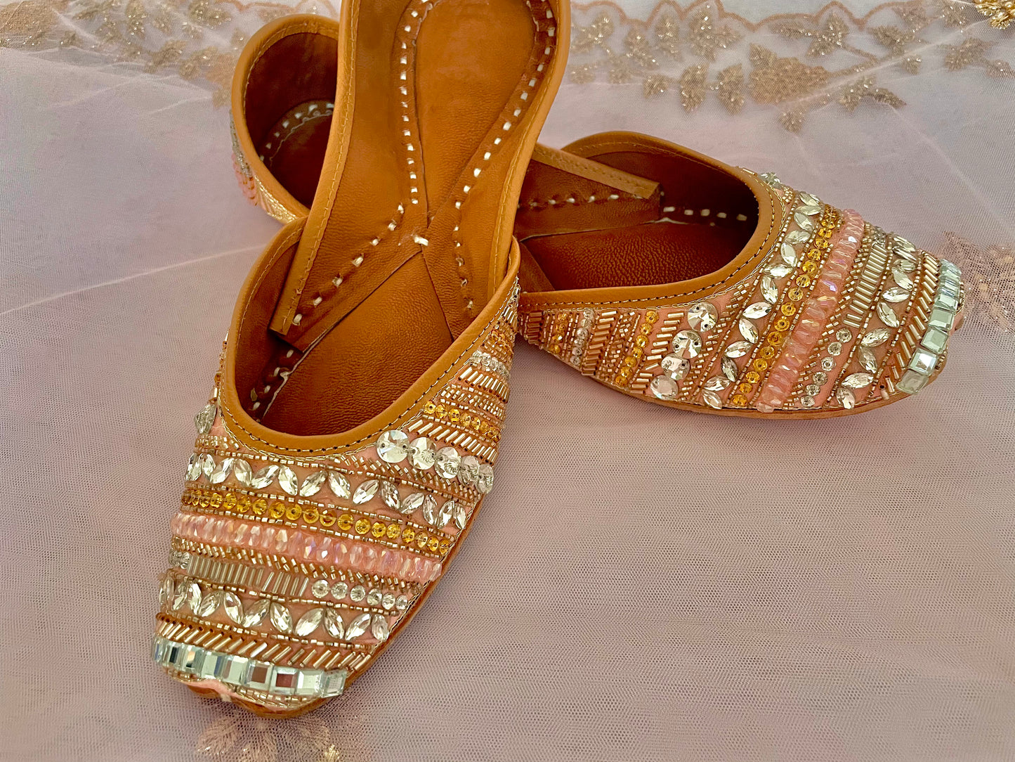 Light Pink Sequin Juttis Punjabi Jooti Women Shoes Khussa Embroidered pumps Bridal Shoes