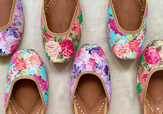 Peach Printed Floral Embroidered Summer Design Juttis Punjabi Jooti Women Shoes Khussa Embroidered pumps Bridal Shoes UK 4